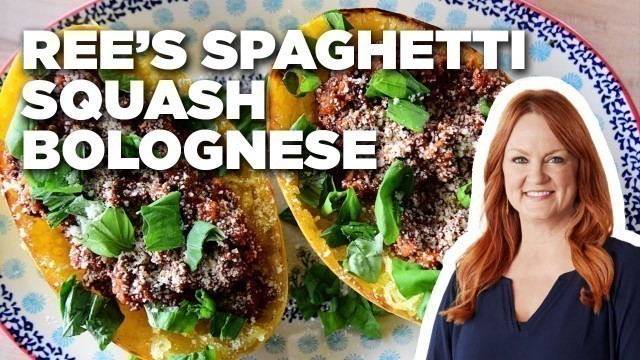 'Ree Drummond\'s Spaghetti Squash Bolognese | The Pioneer Woman | Food Network'