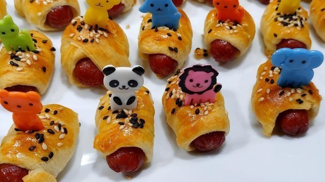 'Pigs In a Blanket |  Easy Kids Party Food Ideas on a Budget'