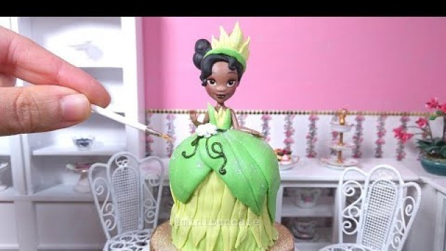 'Miniature Tiana Disney princess doll cake - mini food ASMR'