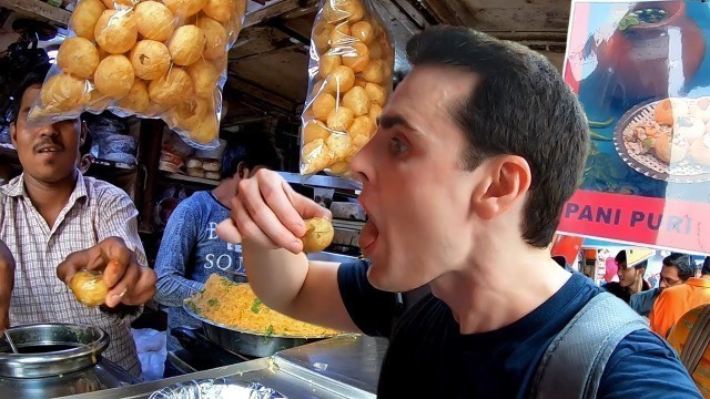 'Trying Mumbai\'s Famous Pani Puri (Golgappa) 