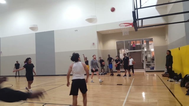 'LA Fitness Keele and Junction Basketball (Toronto)'