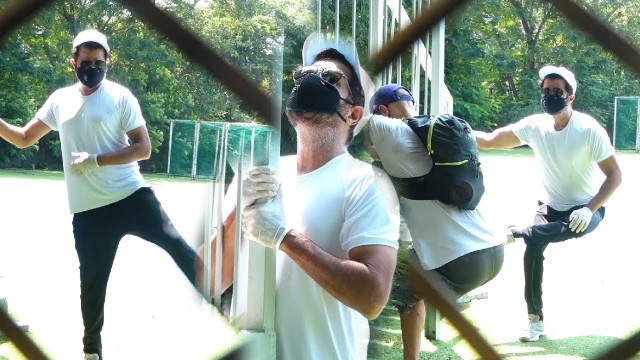 'Anil Kapoor has turned 63 years old doing exercise in Jambabai Narsee Ground Juhu | #Anilkapoor'