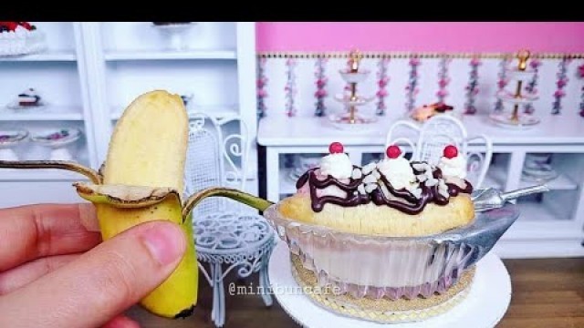 'Miniature banana split ice cream made with baby real banana! mini food ASMR'