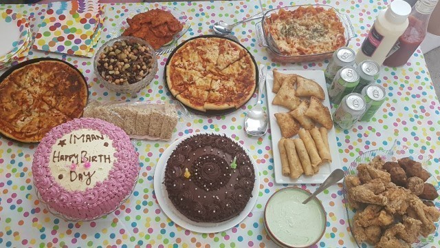 'Birthday Party Food With Full Recipes||Pakistani Vlogger Mom In UK'