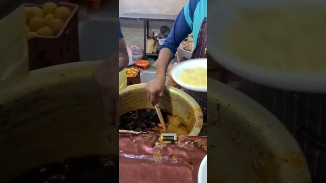 'Nagpur\'s Most Loved Street Food - Tarri Poha | Curly Tales #Shorts'