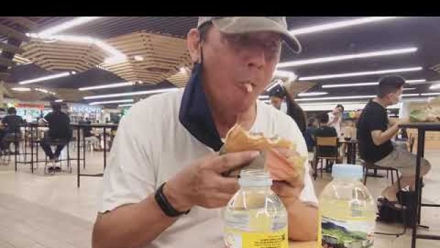 'BRO RICKY TV  #BURGER  MUKBANG SA SM NORTH EDSA FOOD COURT PHILIPPINES .'