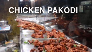 'Chicken Pakodi Street Food | Full Fish Deep FRY | Hyderabad Street Food | Yum Yum Street'