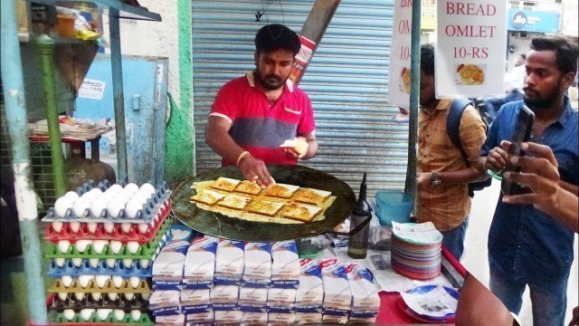 'The Young Man Manages Everything | Bread Omelet @ 10 rs only | Hyderabad Street Food'