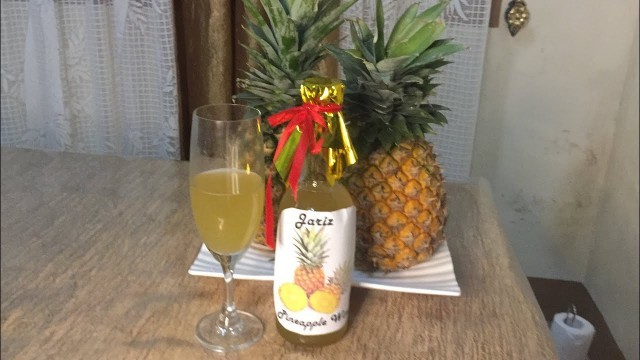 'PERFORM ALCOHOLIC FERMENTATION OF FRUIT / Pineapple Wine  by Marites B.  Mercado'