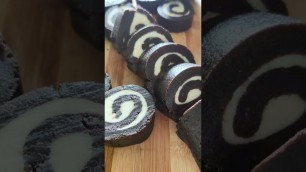 'Oreo Swiss Roll | Fireless cooking | Rakhi Special sweet for teens | Chocolate Roll #shorts'