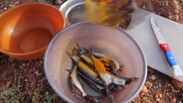 'Old Style Fish cooking used Banana leaves in my village / VILLAGE FOOD FACTORY'