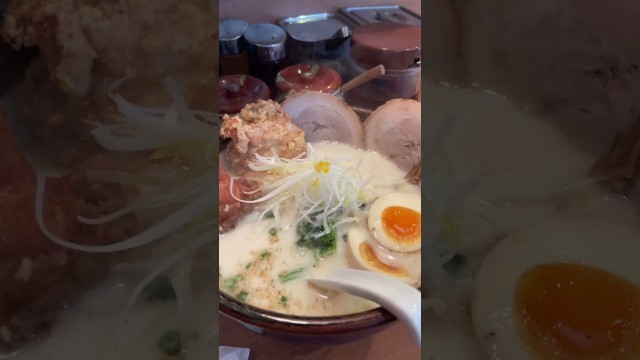 'ordering ramen from a vending machine in japan'