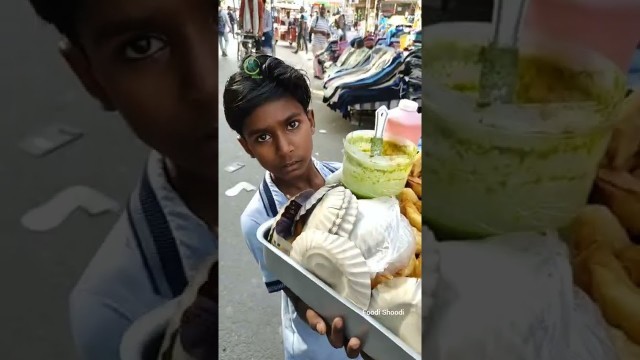 '13 year Old Boy Selling Samosa on Street 