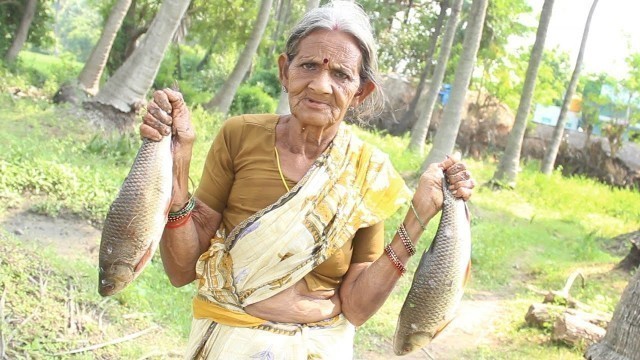 'My Grandma\'s Village Style Yummy Fish Curry || Myna Street Food'