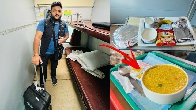 'Duronto Express ke First AC (Coupe) mein kuch aisa food serve kiya gaya 