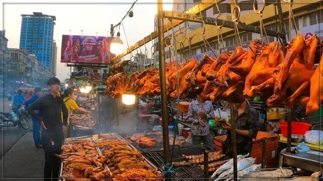 'Night street meat stall middle of Phnom Penh - Cambodian Street Food'