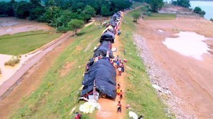 'বন্যায় ক্ষতিগ্রস্ত মানুষদের রান্না করে খাওয়ালাম | Cook & serve food who affected in terrible flood'