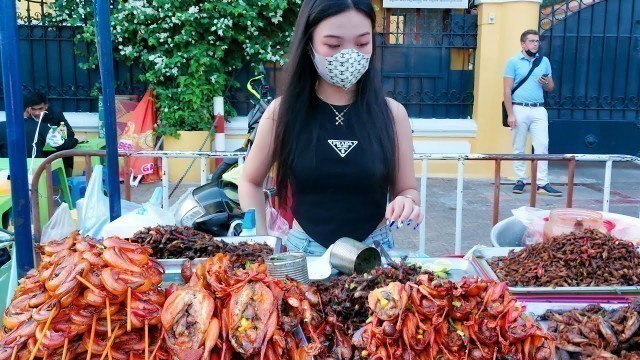 'Phnom Penh Fried Snakes, Crickets, Snails, Sausages, Beef & More Food - Cambodian Street Food'