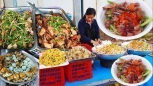 'Street food for shoe factory workers, less than $1 breakfast, Cambodian street food 2022'