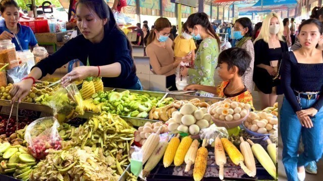 'Popular Place Cambodian Street Food, Roasted Fish, Fruit, Egg, Corn & More Food for Khmer Tourism'