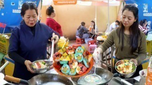 'Angry Bird Ramen From $0.75! Most Popular Noodle Soup | Cambodian Street Food'