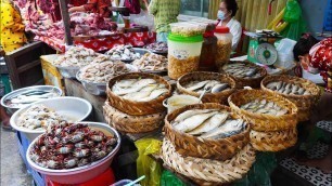 'Amazing Phnom Penh Local Market, Chumpu Voan Fresh Food Market, Cambodian Street Food 2021'