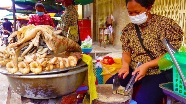 'INSANE Street Food In Cambodia | Steamed Beef Organs | Cambodian Street Food'