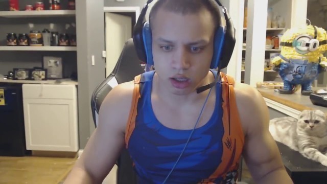 'Every Time Tyler1 Drops His Food (Compilation)'