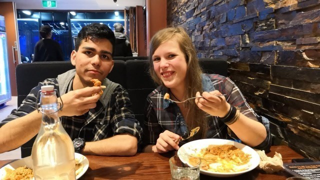 'FOREIGNER TRYING INDIAN FOOD FOR FIRST TIME IN NEW ZEALAND Vlog _22 !!!'