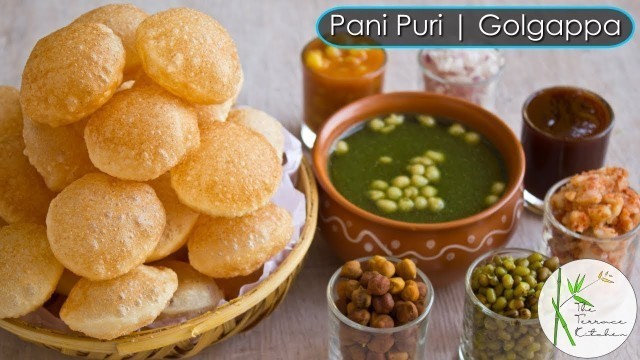 'विदेशी, गोलगप्पे पे फ़िदा - Foreigner Eating Panipuri (Golgappe), in Mumbai, INDIA'