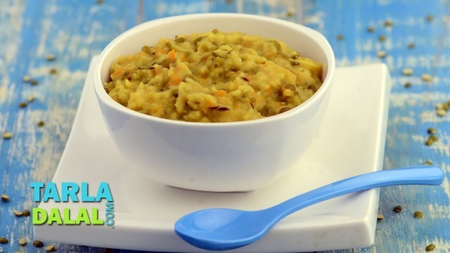 'वेजिटेबल खिचड़ी (Vegetable Khichdi 8 to 9 months old baby) by Tarla Dalal'