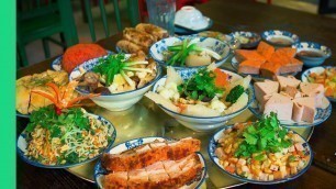 'TET FEAST in Hanoi! Meatball Jello and Pigeon Soup. (Vietnamese Tet Food Day 1)'