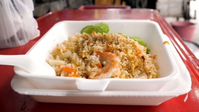 'Shrimp egg fried rice - Thai street food'