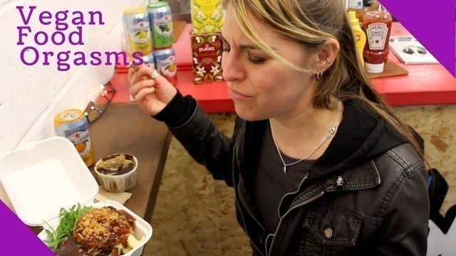 '**Vegan food Camden Market Part 2** - North London - Just Veganin'