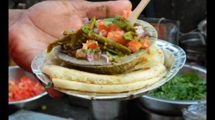 'दिल्ली के प्रसिद्ध छोले कुलचे | Chole Kulche | Famous Street Food | Delhi Famous Chole Kulche'