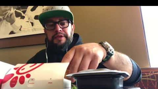 'Chef Carl Ruiz Reviews Chic-Fil-A'