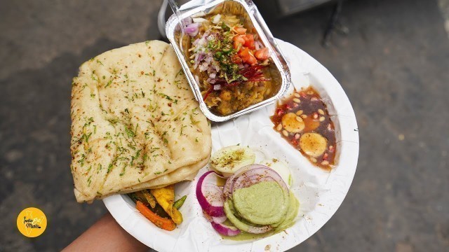 'Delhi\'s Best Chole Kulche Rs. 60/- l Data Ram Chole Kulche l Shalimar Bagh Street Food'