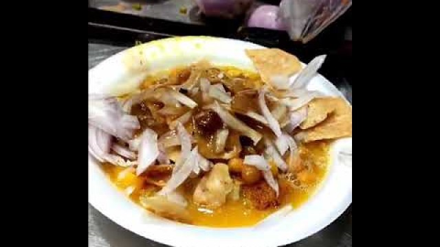 'Aloo Tikki Chaat || Gwalior street food || street food India #short #Youtubeshorts'