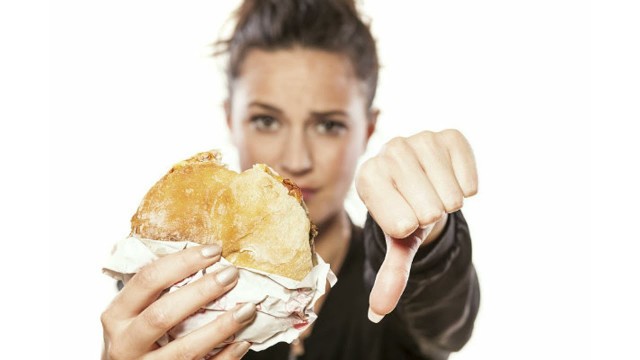 'How can fast food break you? - (FEAST 2021_ENG_B_Vulkanoes)'