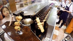 'Amazing Automatic Machine to Cook Japanese Yakitori Skewers. Singapore Street Food'