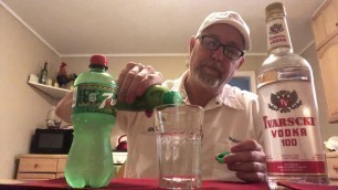 'Vodka & 7-up (simple drink)#1489 The Beer Review Guy'