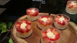 'Strawberry Dessert Buffet at Westin Tokyo/Food Review by a Japanese Boy'