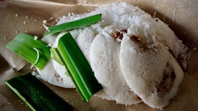 'The best places for PUTU PIRING in Singapore!'