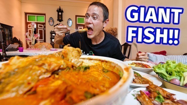 'Golden FISH HEAD CURRY!! Best MALAYSIAN CHINESE FOOD in Phuket Island!'