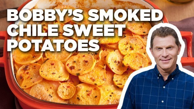 'Bobby Flay\'s Smoked Chile Scalloped Sweet Potatoes | Boy Meets Grill | Food Network'