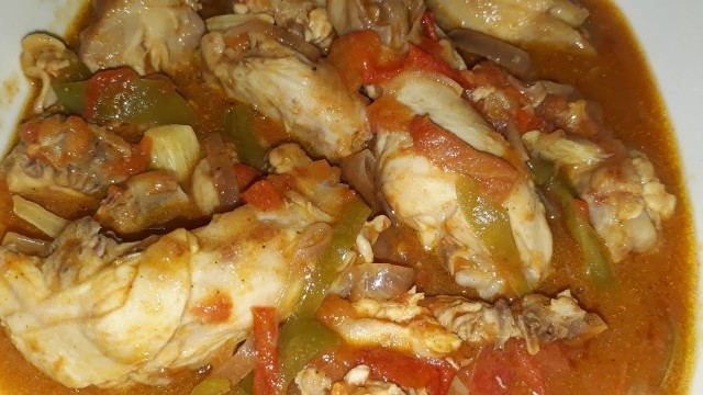 'Kinamatisang Manok/Filipino recipe/Pinoy ulam'