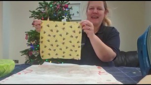 'How to make a beeswax food wrap'