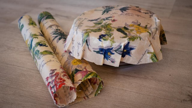 'How to Make Reusable Wax Wrap Food Covers (My New Method!)'