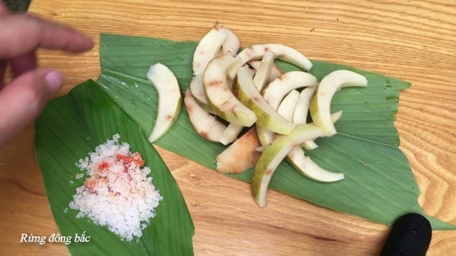 'Ăn loại quả mà bác Tân HOA BAN FOOD dùng để nấu canh chua | Rừng đông bắc'